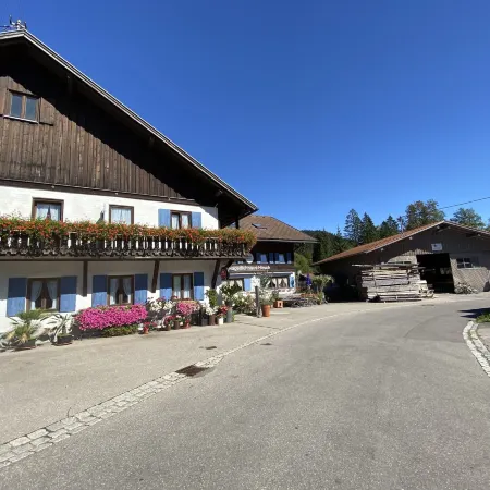 Nagelfluhhaus Hirsch