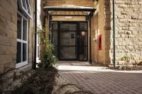 Student Only Kingsmill Studios - Homestays