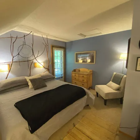 Manitou Lodge