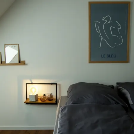Moderne Stadt Zimmer mit eigenem Bad