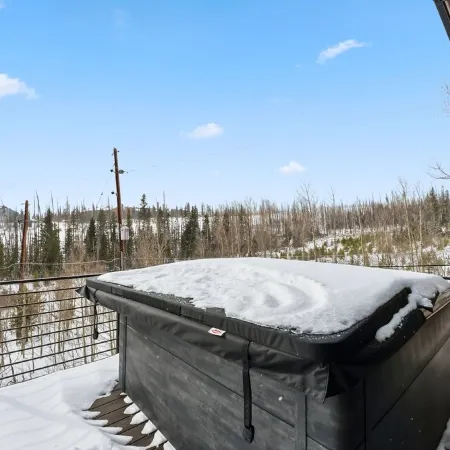 Luxury Silverthorne Retreat -  Panoramic Mountain & Lake Views, Hot Tub & Gazebo