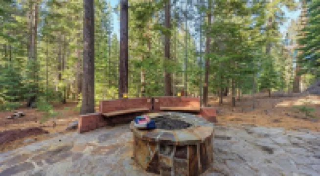 Moosetrack by AvantStay Cozy Cabin w Hot Tub in the Heart of Tahoe Donner