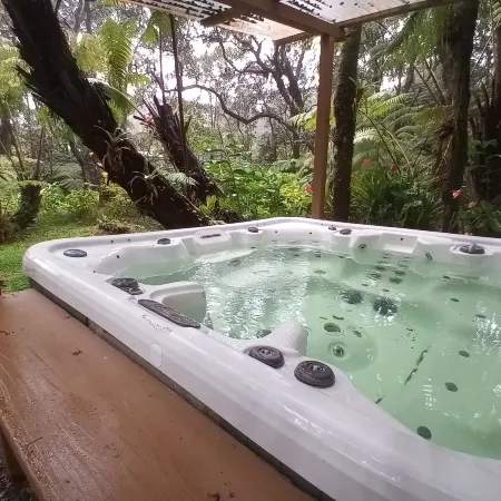 Aloha Crater Lodge