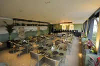 Hotel City Express by Downtown - Breakfast