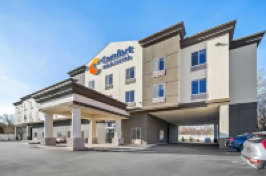Comfort Inn & Suites Plainville-Foxboro Hotéis em 