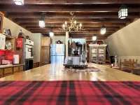 Cabinonthecreek.TX-Lake Limestone- Tasteful Rustic Charm & Grace.