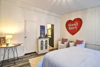 Woodland Retreat Near Trails, Golf and Wineries! - Pet friendly