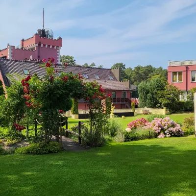 The Lakeside - Burghotel zu Strausberg Hotels near Postbruch