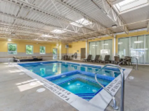 Comfort Inn & Suites Hotels in Ohio County