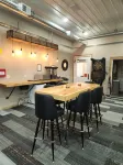 Labrador Lodge! Relax and Enjoy! 4 Main + ADD-on Bedrooms and Gathering Room