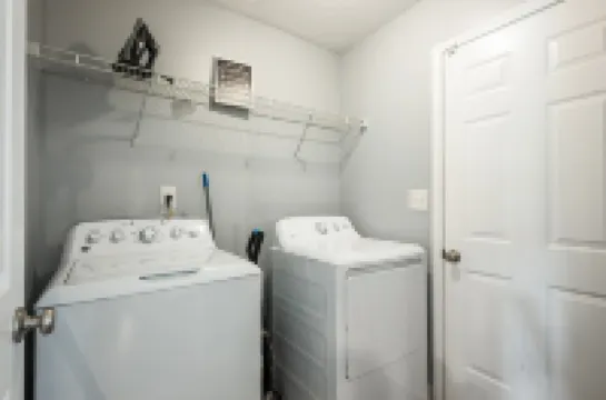 18 Larkspur Ln Emerson Hotels in Emerson