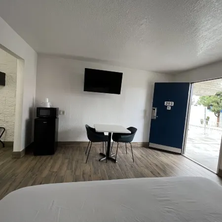 Motel 6 Orange, CA - Anaheim