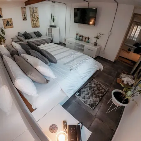Hotel Boutique Almaia 17 Near the Airport