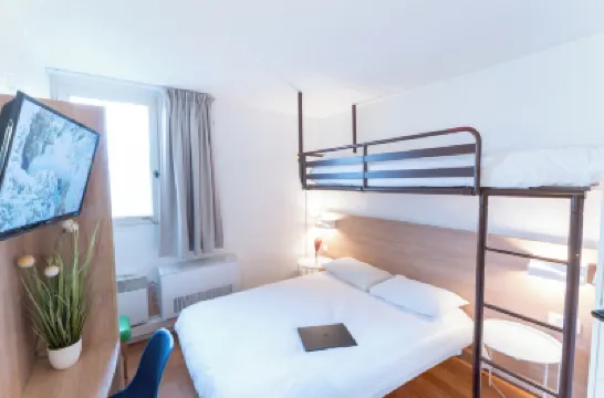 Brit Hotel Essentiel Tours Nord Hotels near Tours Val de Loire Airport