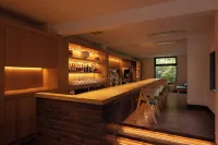 Bird Hotel - bar