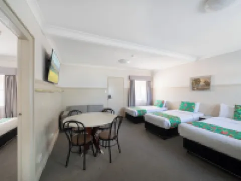 ベン チフリー モーター イン バサーストのホテル