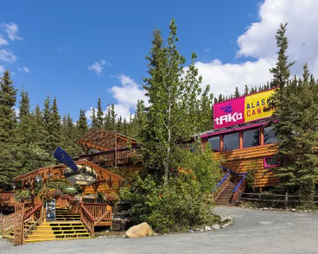 Denali Crow's Nest Cabins Hotels in Denali Borough