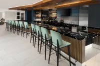 DoubleTree by Hilton Warwick Providence Airport - Parkplatz