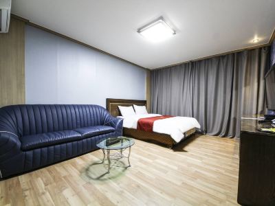 Ace Family Hotel