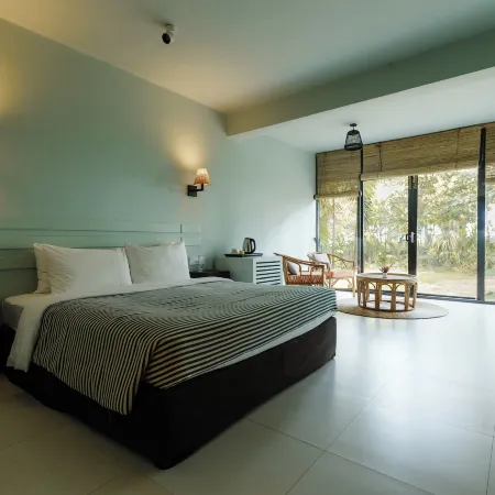 Resthouse Collective Salthouse Weligama Отели рядом с достопримечательностью «Река Полватта»
