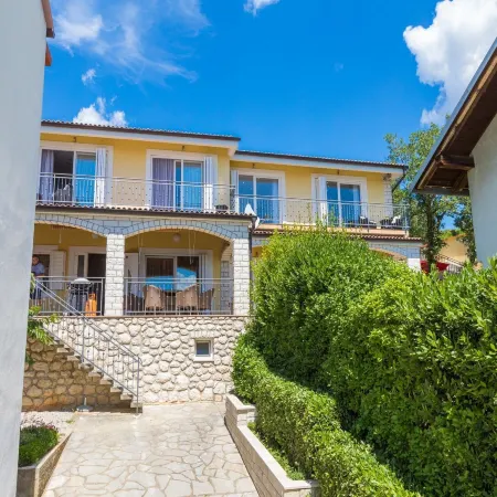Apartments Franco