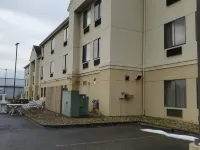 Cambridge Inn by Capital O Near I-70 / I-77 Hotels in Cambridge