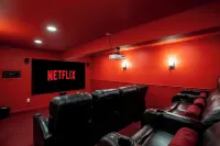 Pocono Wellness Retreat: Sauna • Hot Tub • Movie Theater • Fire Pit