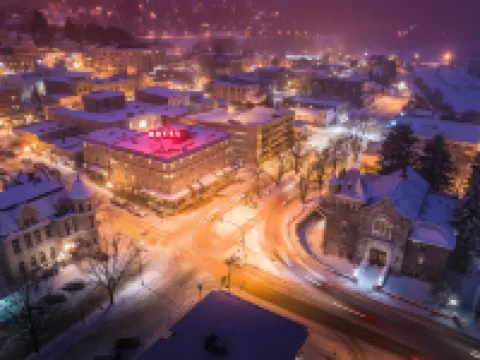 Hume Hotel & Spa Hotels in Nelson