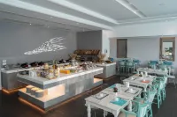 Aressana Spa Hotel & Suites - Small Luxury Hotels of the World - breakfast