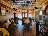 Iron Horse Hotel