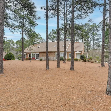 Pinehurst Condo ~ 2 Miles to Downtown & Resort!