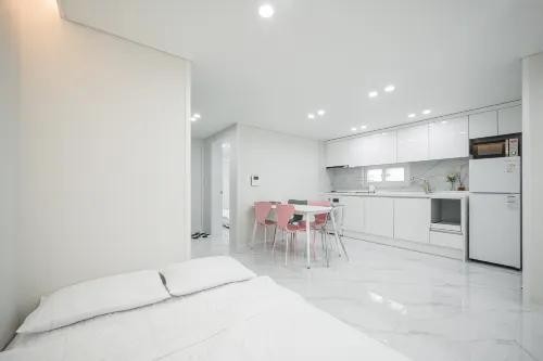 Blanco (BLANCO) in Daegu Dongseongro - Motels
