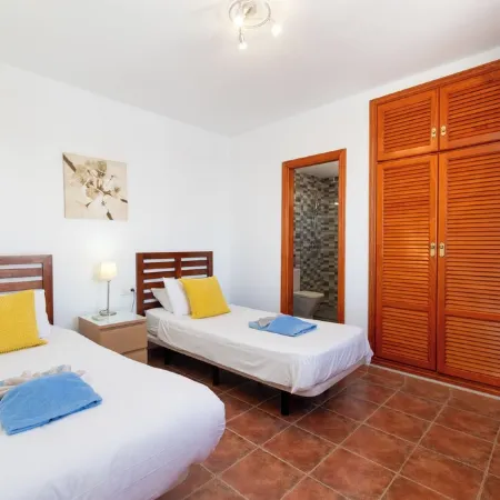 Air-conditioned Villa With Mountain Views, 300m From Coastal Path - Villa Elana