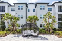 Pinnacle Apartments W Amenties by Heavenly Homes