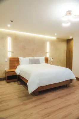 Saya Hotel & Suites
