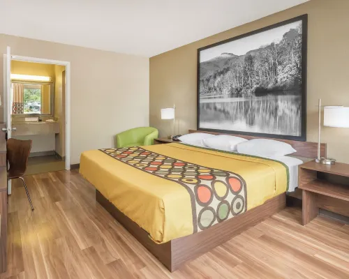 Super 8 by Wyndham Asheville Airport Hotele w: Fletcher