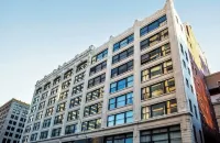 CozySuites the Block Skybridge Access فنادق في 