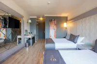FİFTY5 SUİTE Hotel