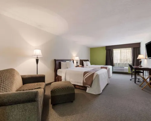 Quality Inn & Suites Red Wing Hotels in Red Wing