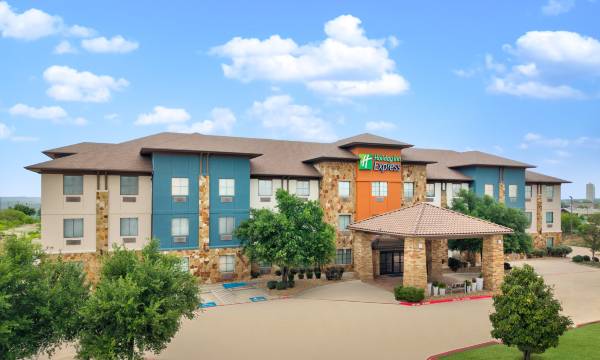 Holiday Inn Express & Suites Marble Falls by IHG