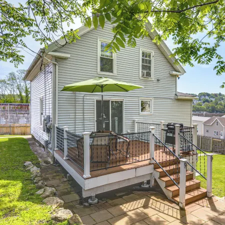Home Near Parks and Downtown Worcester