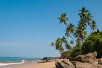Angel Villa - Exotic Holidays in Private Villa Near Beach - Homestays