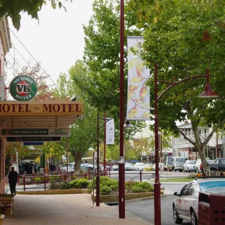 The Commercial Hotel