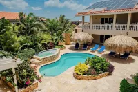 Impressive 2-Bedroom Apartment 2km from Eagle Beach - 2-Sterne