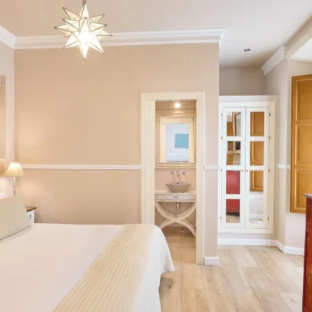 Apartamentos Luna Suites Palacio Almagra