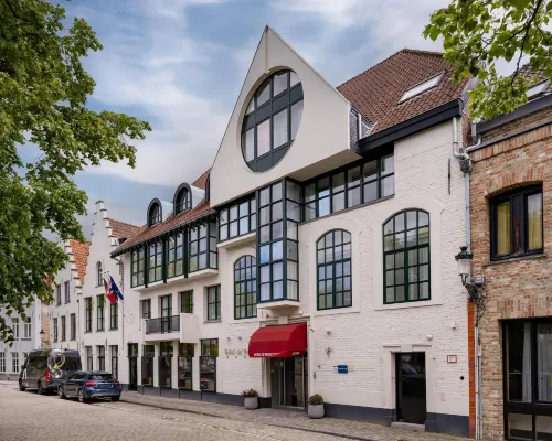 Golden Tulip Hotel de Medici Hotels near Sint-Jozef
