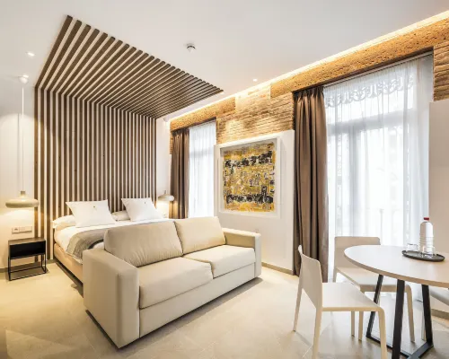 Mon Suites Benlliure Hotels near Serranos Gate