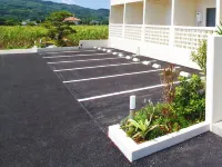 熊住宿久米島伊夫海灘 - 停車場