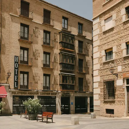 Sercotel Toledo Imperial Отели рядом с достопримечательностью «Семинария»