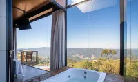 Charming Chalet With Fireplace and hot Tub! Vst044 - 3-Star